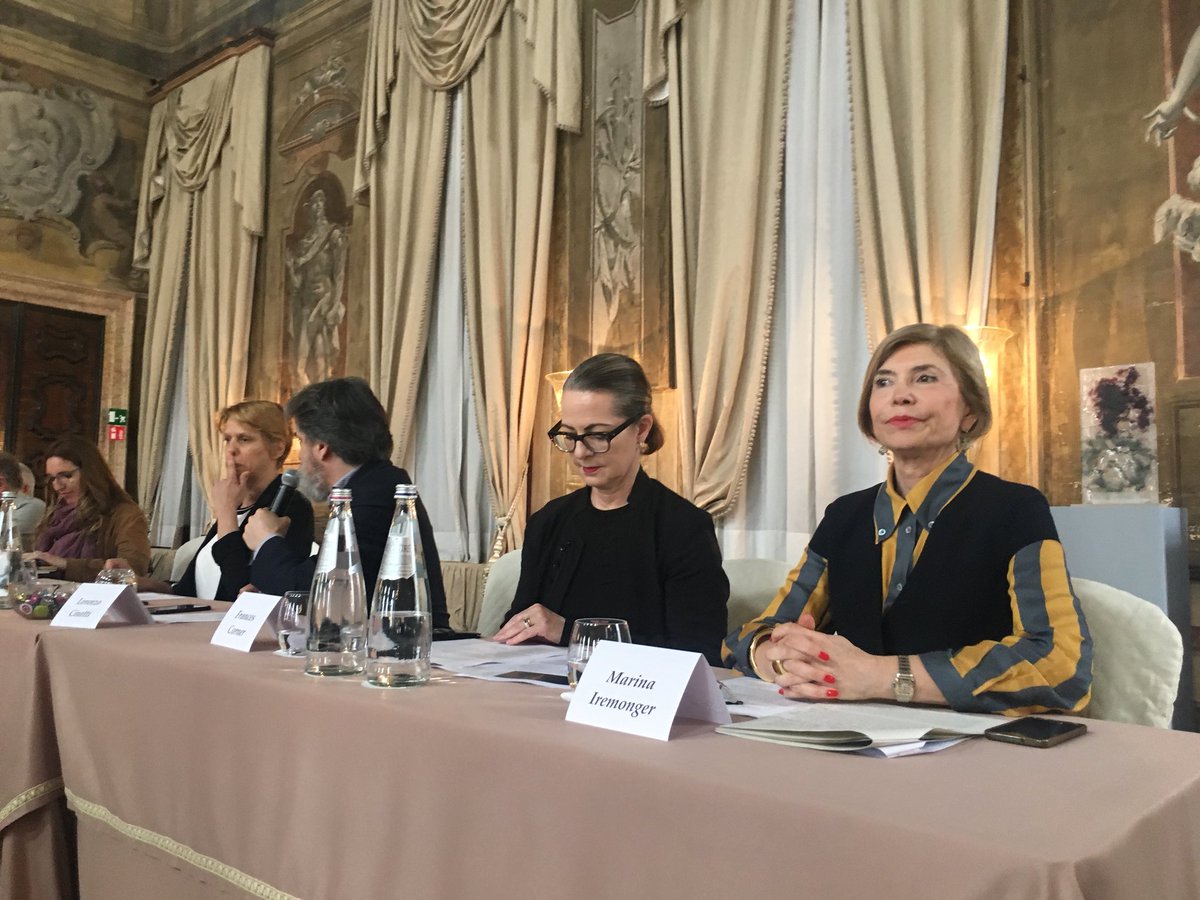 AndreaSaviane1's tweet photo. #TavoloVenetoModa alla presentazione #FashonWeek19 a venezia ad ottobre @veneziadavivere @ConfartVeneto @cnaveneto @confcommveneto @ConfVeneto @Confesercenti alla presenza assessore @DonazzanElena si parla anche di progetti per portare giovani nelle imprese https://t.co/0PKl8E95QE