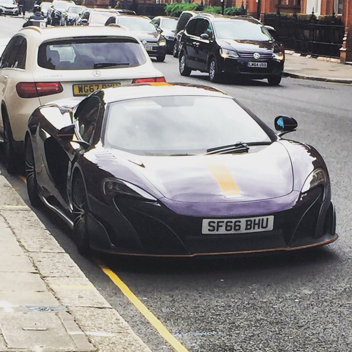 Polemates1's tweet photo. Loved the paintwork on this Mclaren 😍 #Purple #Papaya #London #OutAndAbout #OutAndAboutLondon #SuperCars #HyperCars #SportsCars #Spotted #SpottedLondon #Mclaren #Polemates #polematesontour #SuperCarsOfLondon #SOL https://t.co/NDYxW60P06