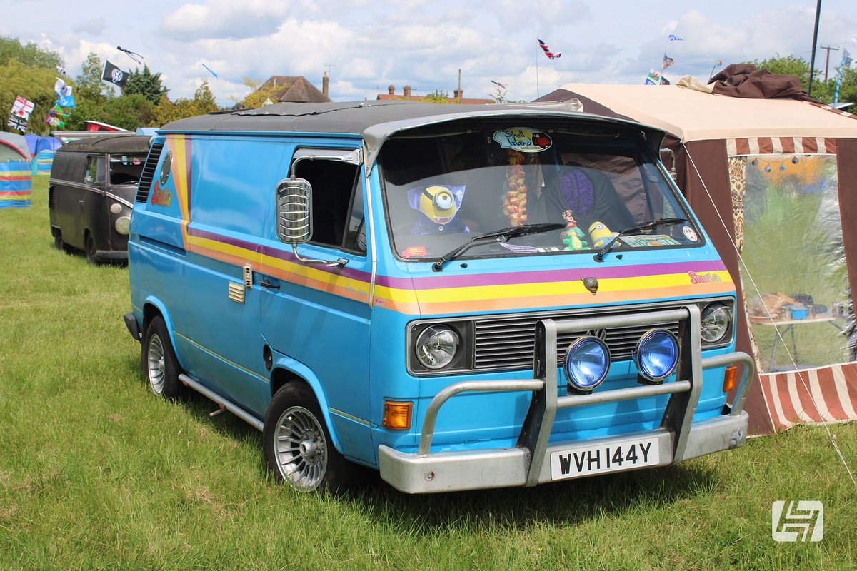 DriveHeritage's tweet photo. It was a busy long weekend for us. Simon, our Warehouse Manager spent the weekend away in his T5 with the family at #DubsInTheMiddle. Here's a few of his pics from the show. 
#Carshow #VW #Campervan #ClassicCar #driveheritage https://t.co/xAY9ZPBsrL