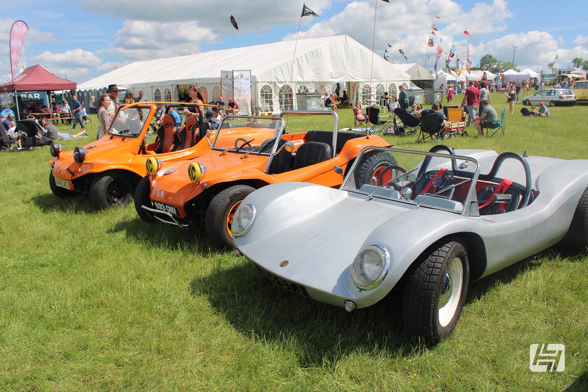 DriveHeritage's tweet photo. It was a busy long weekend for us. Simon, our Warehouse Manager spent the weekend away in his T5 with the family at #DubsInTheMiddle. Here's a few of his pics from the show. 
#Carshow #VW #Campervan #ClassicCar #driveheritage https://t.co/xAY9ZPBsrL