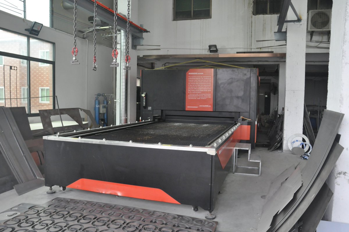 soliddisplays's tweet image. Displays
4 mins · 
laser cutting machine for #metal #shopfittings #metaldisplay stand.Displays