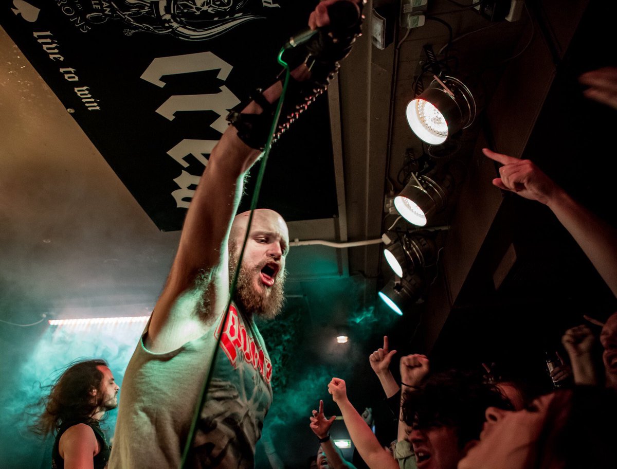 Byker Grave tweet media