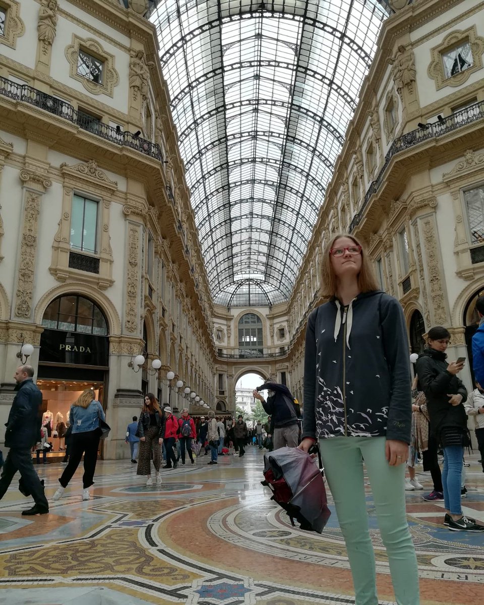 salesdeusto's tweet photo. Nuestra alumna Julia de FPB de Servicios Comerciales está aprovechando al máximo sus últimos días de formación en empresa. #SalesianosDeusto #FPBComercio #Comercio #FPErasmus https://t.co/wV9Q6VizRX