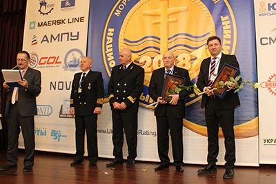 A very proud moment in Odessa! Last month, we took home two awards at the National Maritime Rating event in Ukraine – for “Shipmanager of the Year” and “Green Company of the Year”. Read more: bit.ly/2LKCg49 🇺🇦⚓