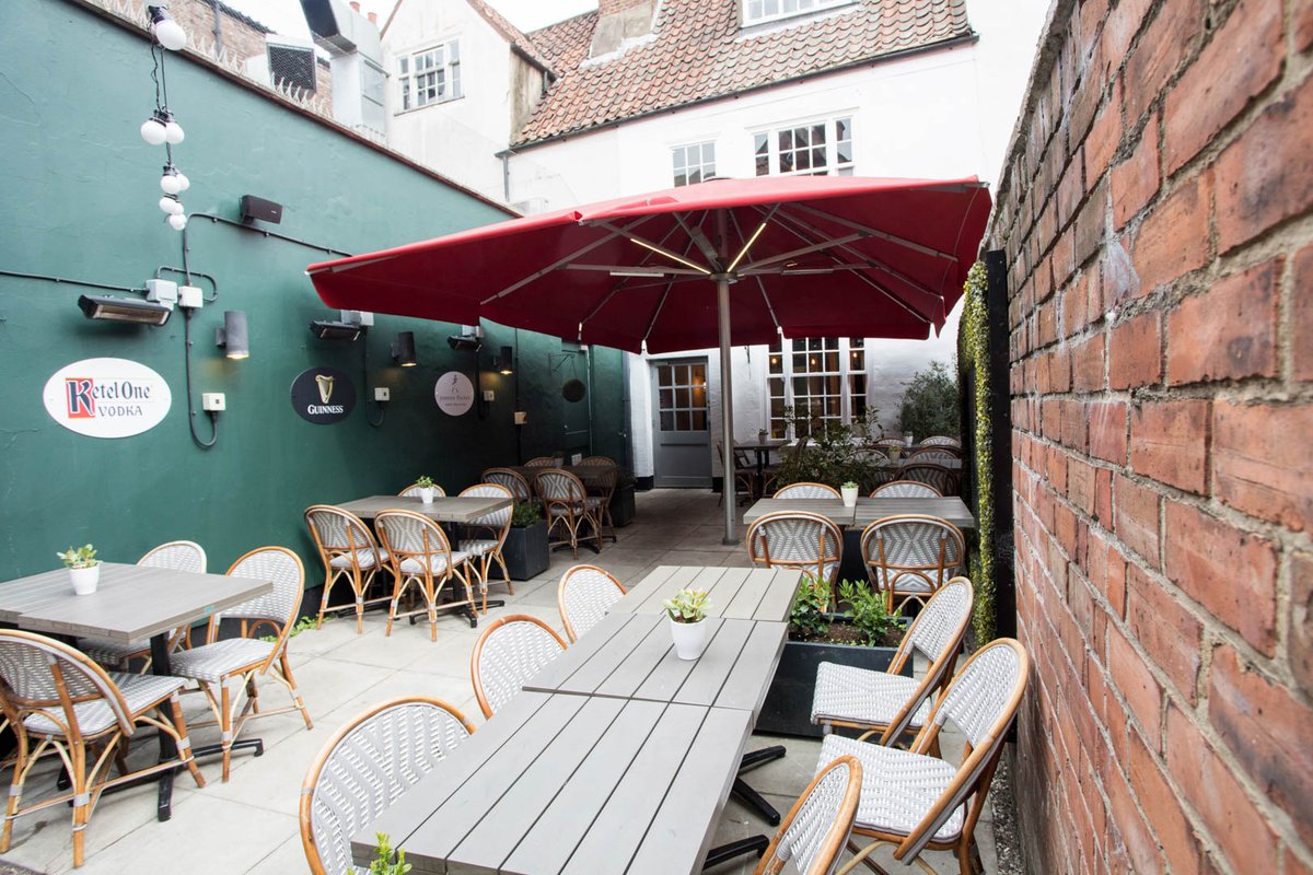 Experience Wagyu Bar &amp; Grill's delicious new restaurant in York. Simply RT this and follow @WagyuRestaurant for your chance to win a table of four to dine off their special Father's Day Menu for FREE! 

🥩🥩 wagyubarandgrill.co.uk 🥩🥩