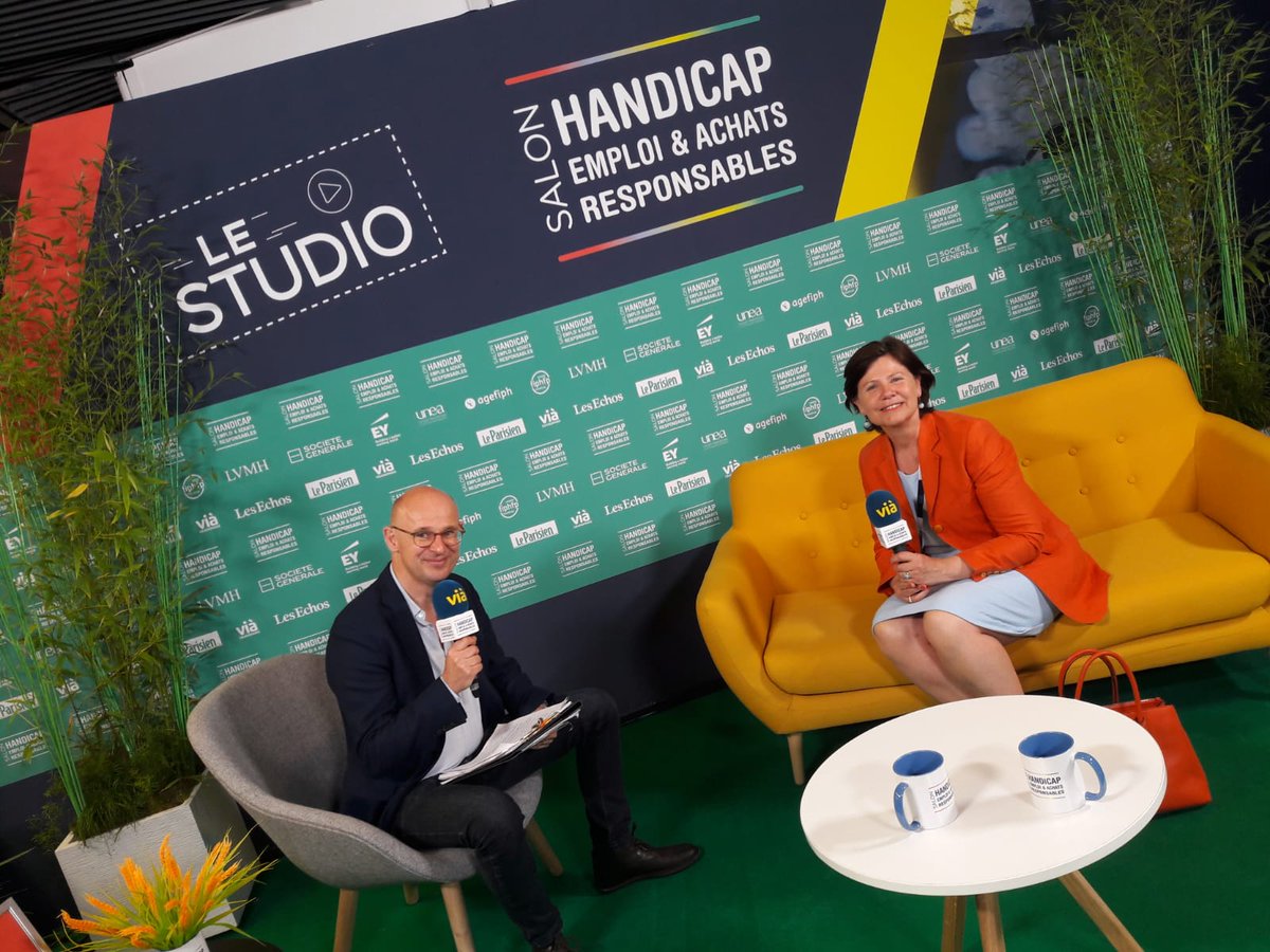 handireseau's tweet photo. Notre atelier sur les accompagnements #emploi par handireseau vient de se terminer. Venez nous rencontrer sur le stand 218 - et bientôt l'interview de notre fondatrice sur #SalonHandicap #Handicap #emploi #achatsresponsables https://t.co/BpETImIAdI