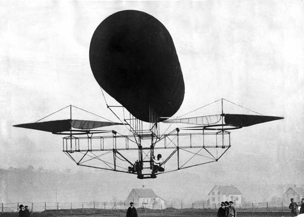 Etienne Oehmichen's experimental helicopter, 1921 [IME/13/5/1/50]