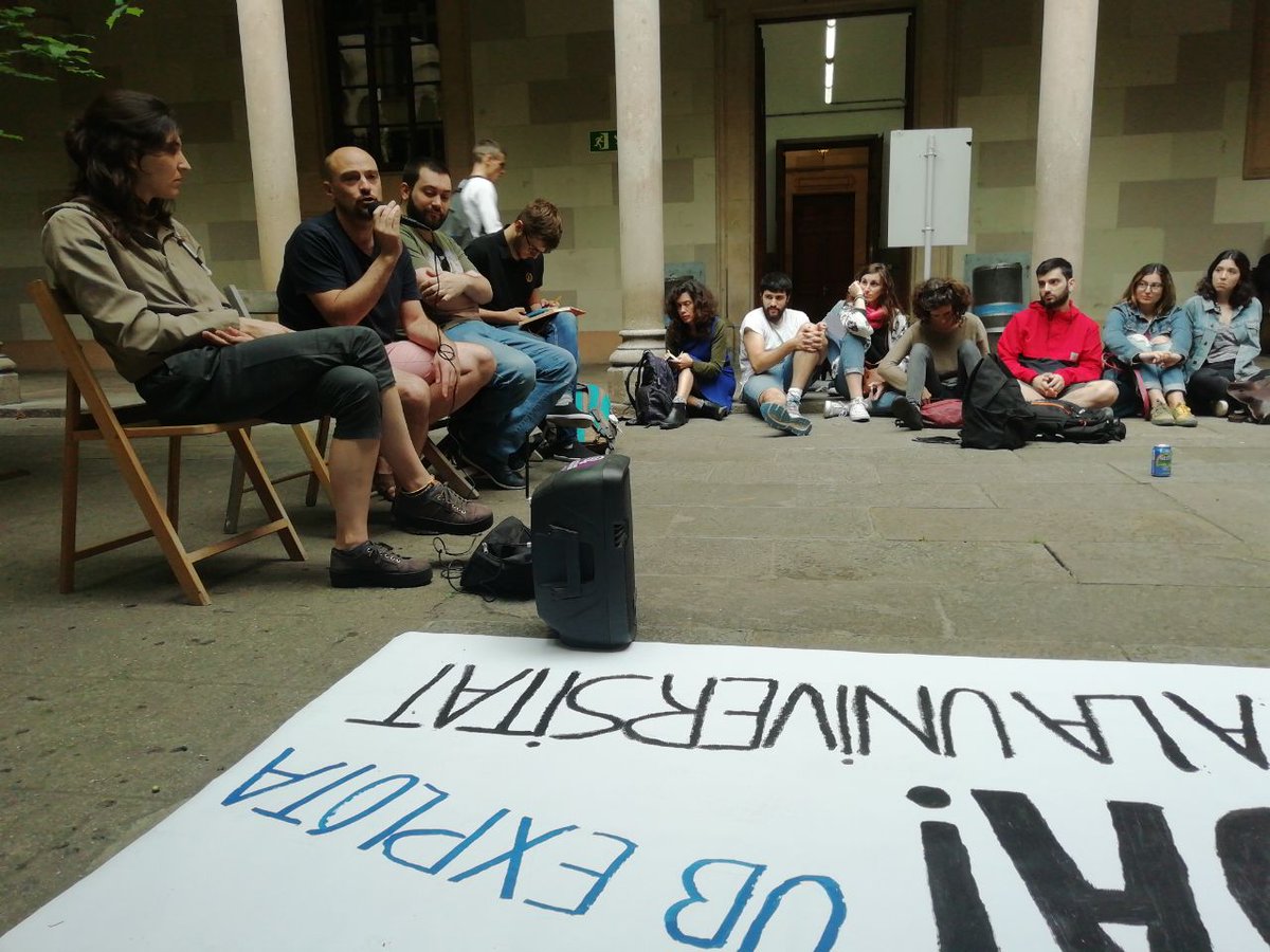 cos_bcn's tweet photo. Investigadores predoctorals, associades, becàries de col·laboració i estudiants expliquen les seves experiències i situacions. #28MvagaPDI. #ubexplota https://t.co/50bCSXzY6u
