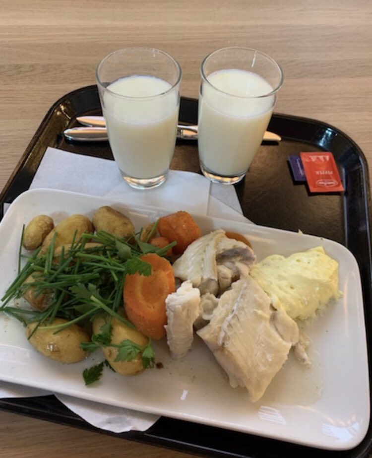 mwmarkhus's tweet photo. Proud of my #pregnant sister who listen to what her expert sister says about including #fish in a balanced diet #iodine #saith #leanfish #FSN #milk @melkeida @Melk_no @Havforskningen @WiodineA @iodineglobal https://t.co/Up1x0nUY0p