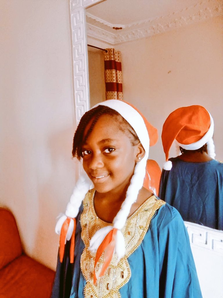 Achille_Assako's tweet photo. Un enfant à 10ans, ça joue, ça rit, mais ça ne meurt pas de façon aussi brutale. Va en paix ma fille. Papa t'aime. https://t.co/CG6FbYLKnd
