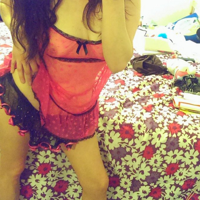 Hot pink  and black lace lingerie Top by @Badgirljules1 https://t.co/sLCcbZGwel Find it on #ManyVids<a class="tags" href="/tag/badgirljules1">@badgirljules1</a><a href="/tag/manyvids"class="tags"><span>#manyvids</span></a>