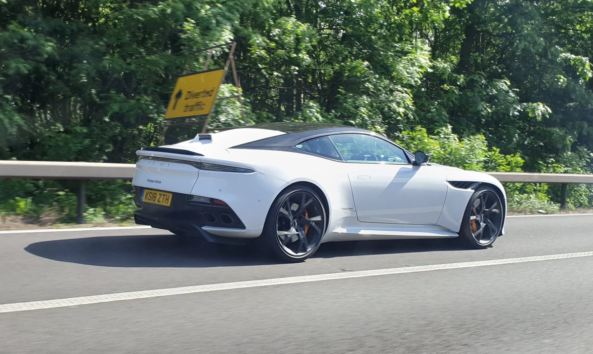 signaturecar's tweet photo. Aston Martin Prototype Edition spotted! What model do you think this is?
#aston#astonmartin#astonprototype#astonmartinprototye#prototypeaston#prototypeastonmartin#prototypesupercar https://t.co/wZtln4Aaw8