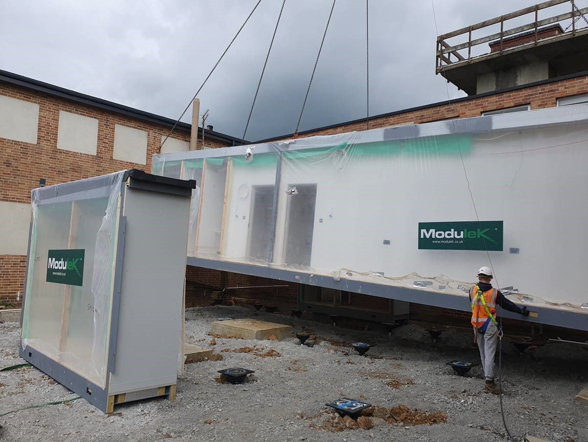 Modulek_LTD's tweet photo. Yet another busy day at Modulek…working with Bloxham School to install their new classroom building.

The first module is already in…follow us throughout the day for live updates.

For more please visit: https://t.co/41xAQW2y6h

#modulek  #bloxham_school #school_buildings https://t.co/4fVDIx0weG