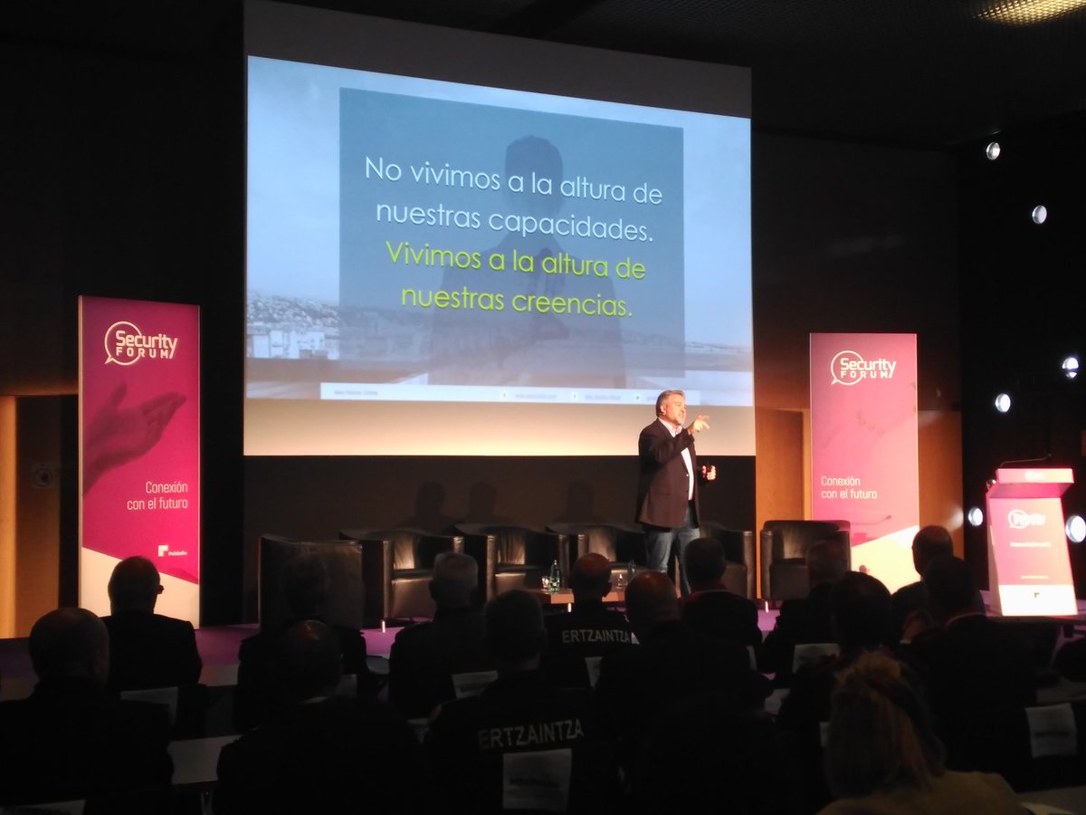 .<a href="/alexroviracelma/">Álex Rovira</a> imparte la ponencia inaugural de #SecurityForum19