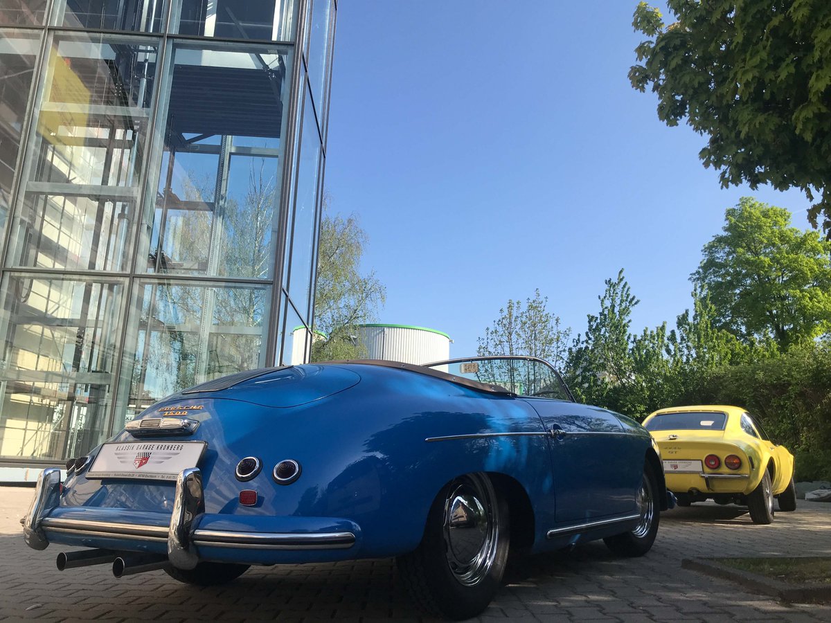 Klassik_Garage's tweet photo. Wir wünschen all unseren Freunden und Kunden viel Freude bei ihren Ausfahrten zum Vatertagswochenende! Nach der Runde mit Eurem Oldtimer sehen wir uns später vielleicht ja zum Service in Eurer Klassik Garage Kronberg!
#klassikgaragekronberg #Workshop #perfection #VintageLoft https://t.co/hgw8vNWSbt