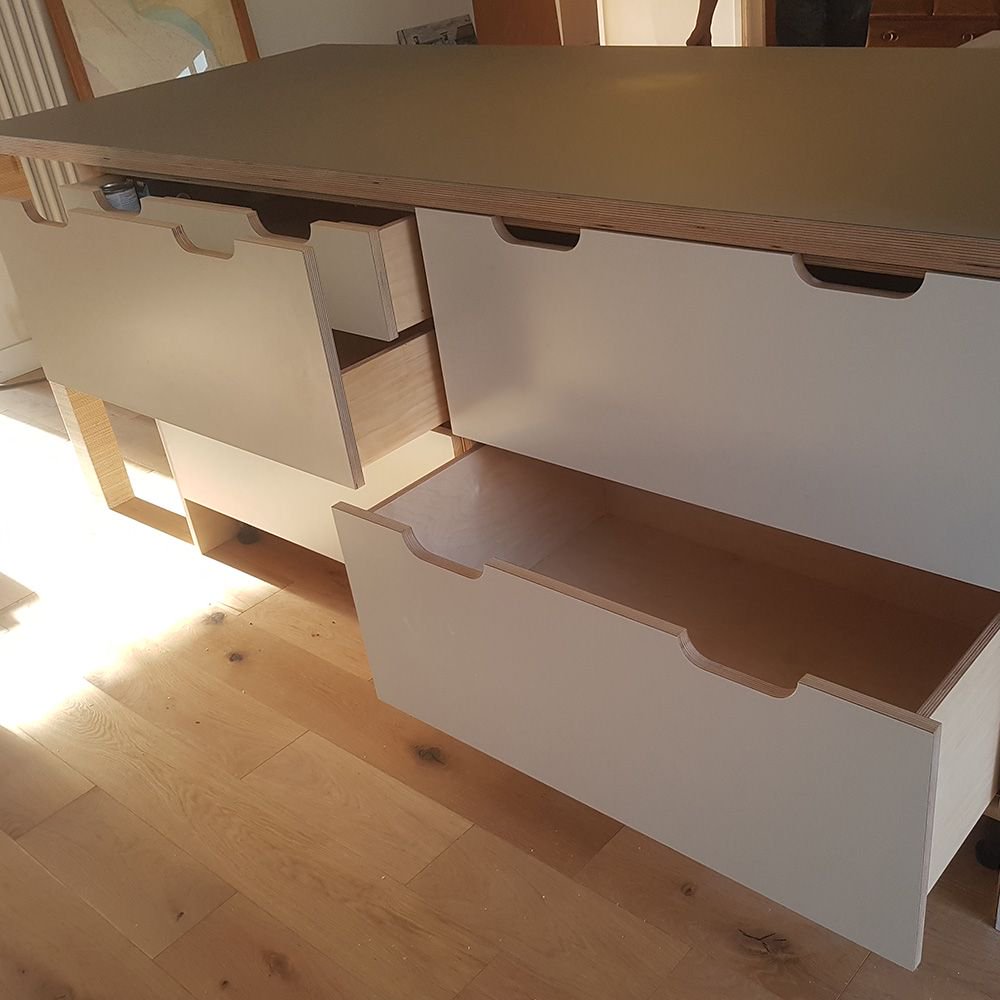 johnson_bespoke's tweet photo. We designed, built and installed this Scandi inspired Ply Kitchen island with storage draws and shelving.
We also built matching doors for a sliding utility cupboard and a Louvre style partitioning panel.
#plykitchen #johnsonbespoke https://t.co/Q8xnEGE7iV