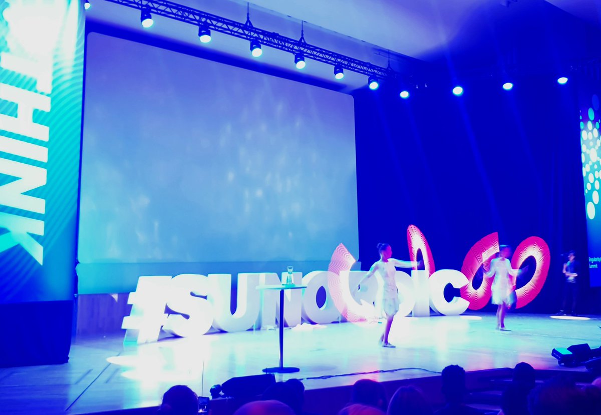 marcosuvanto's tweet photo. Lightsaber performance at #sunordic https://t.co/00XSdfqczR