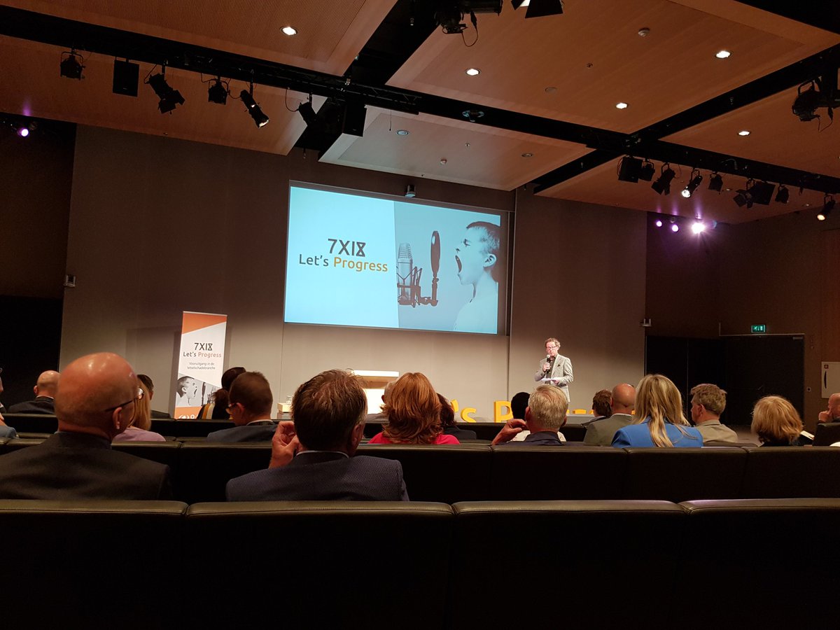 MDessing's tweet image. Start congres #letsprogress! Ben #benieuwd...