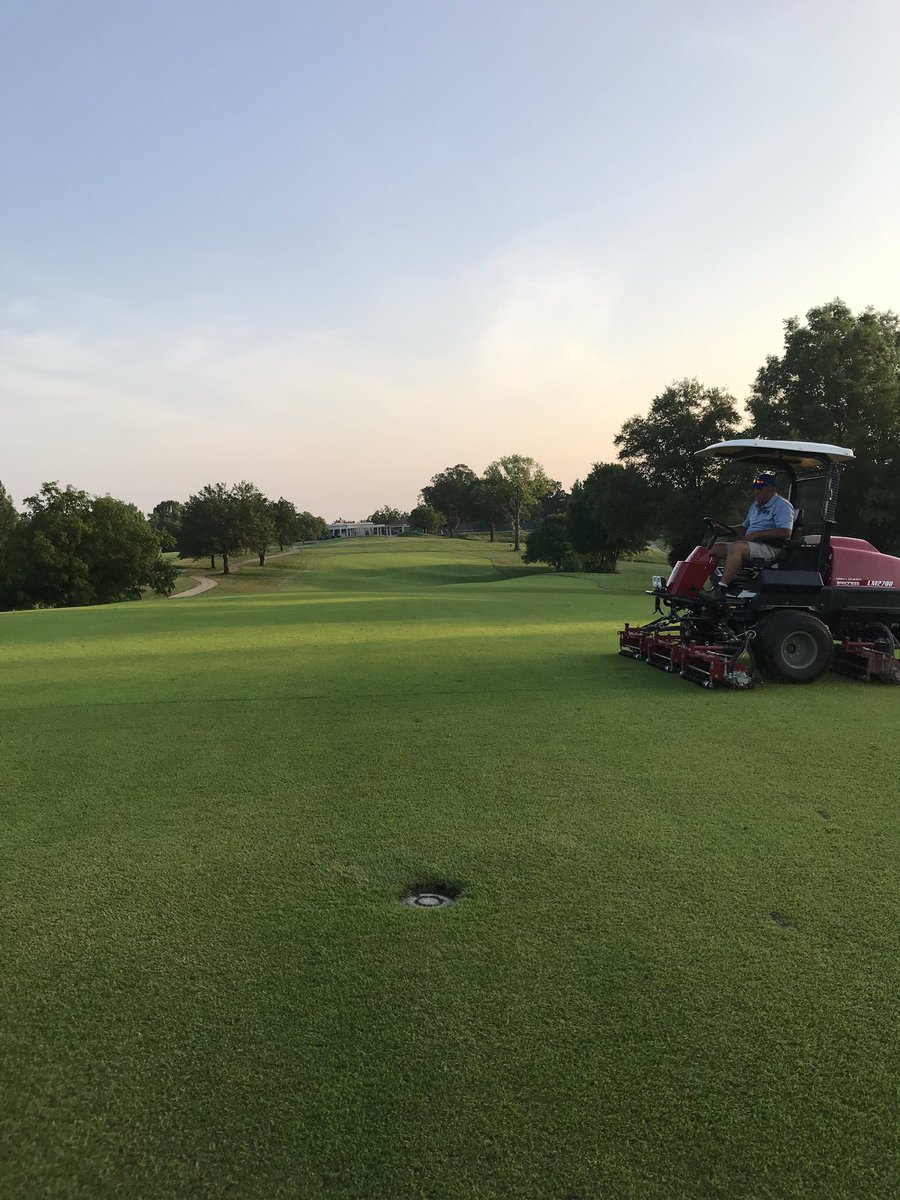 baker_cameron's tweet photo. Lots of turns for Tony and Kevin today at @LCCGrounds1908 #LittleOffTheTop FWYs getting a little crosscut action https://t.co/UL7JFKMor0