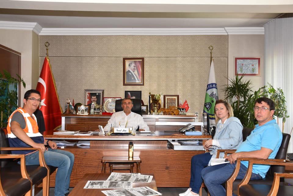 Bigadiç Orman İşletme Müdürlüğünden gelen görevliler ile birlikte Orman Genel Müdürlüğünün 180. Yıl etkinlikleri kapsamında 12-16 Haziran tarihleri arasında Ankara’da kurulacak stantta ilçemizin tanıtımı ile ilgili yapılacak çalışmalar hakkında istişarelerde bulunduk.