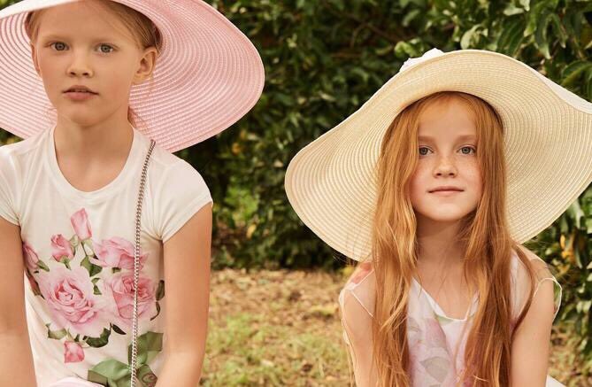 1SpringHub's tweet photo. For Monnalisa, the famous fashion brand from Arezzo for the little ones, opens a new complex and turns green! #1SpringHub #FashionTextileNetwork #Textile #Moda #Fashion #Trend #ECommerce #Green https://t.co/fCRuPPECvS https://t.co/aCC23ColoO