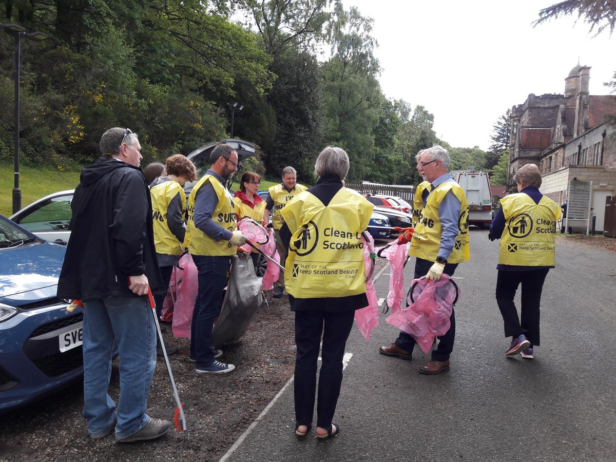 walking_scot's tweet photo. Our staff collected a heap of rubbish during our local litter pick today including bottles, crisp bags, cans, sweet wrappers, a computer hard drive, a lamp, and seven tyres! Boosted our @step_count efforts too! 
#SpringClean19 @KSBScotland @NHS_HWL #EverydayWalking #WalkatWork https://t.co/ejM4fNbqCt