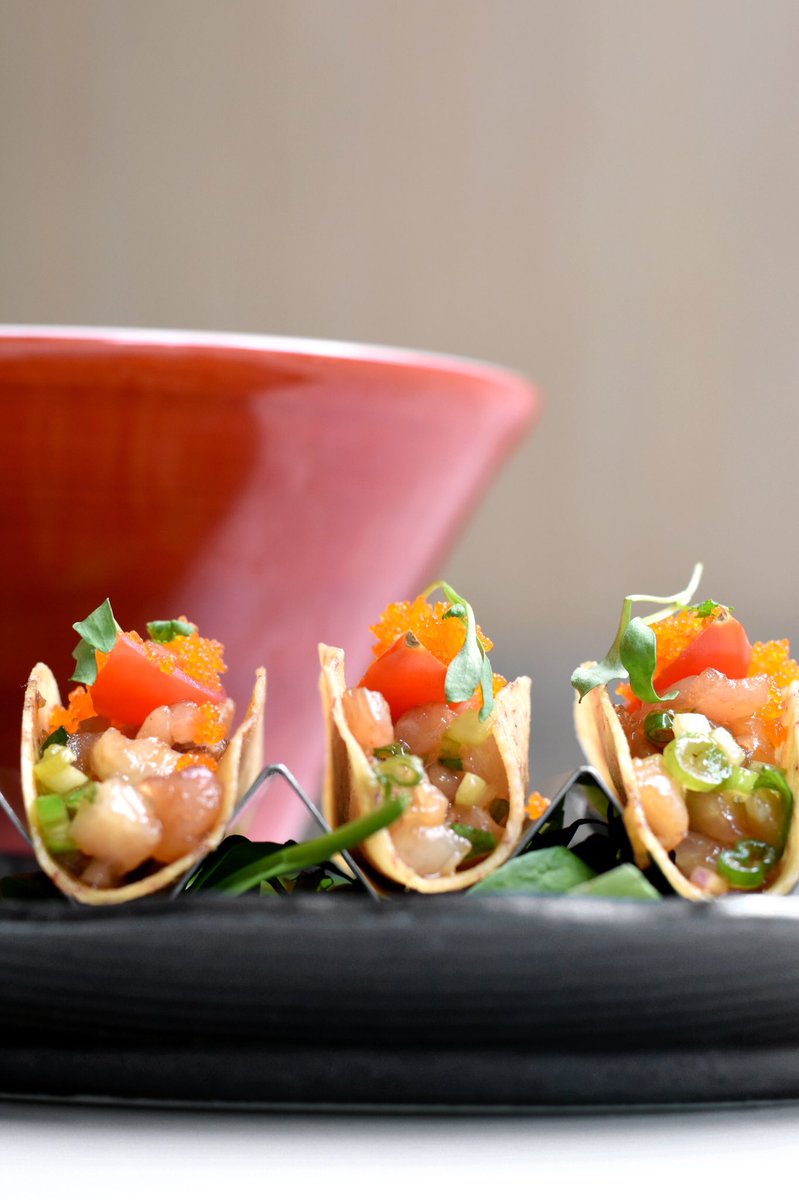 SlurpingTurtle's tweet image. Let&apos;s give them something to taco about, baby #tacotuesday #tacolover #hamachi #hamachitacos #taroroot #truffle #taco #snack #tuesdaymotivation