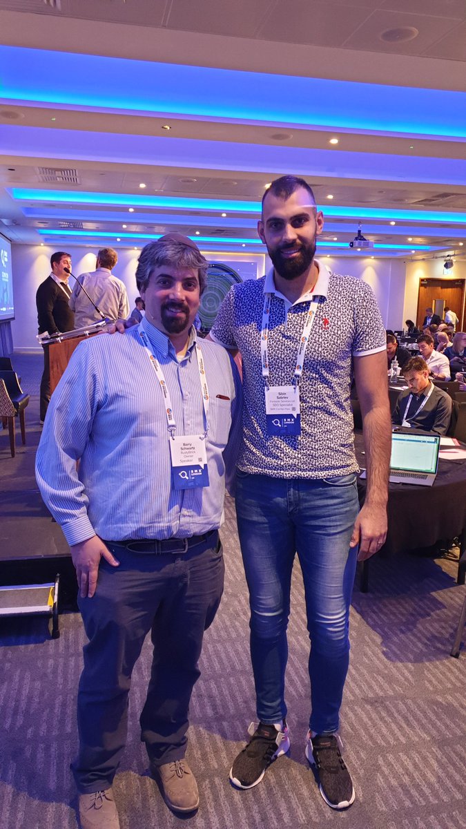 sabre_92's tweet photo. Thanks for asking all the right questions @rustybrick and moderating the event by example! #SMX #SMXLONDON #SMX19 https://t.co/QN4sV9q9j6