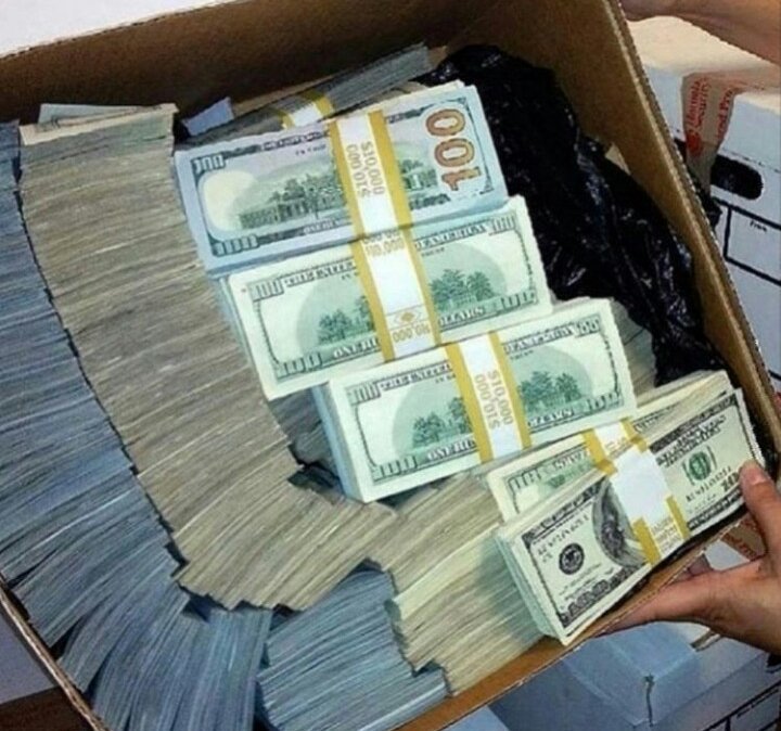 daddy_marvy's tweet image. I need trusted and loyal babies. I don't want sex or nudes. First 100 to follow, like and RT get $1200 each. I'm ready to fund your lifestyle DM to be the lucky babe.  #sugardaddy #seekingarrangement #sugarbabywanted #sugarbaby #sugarbabyneeded