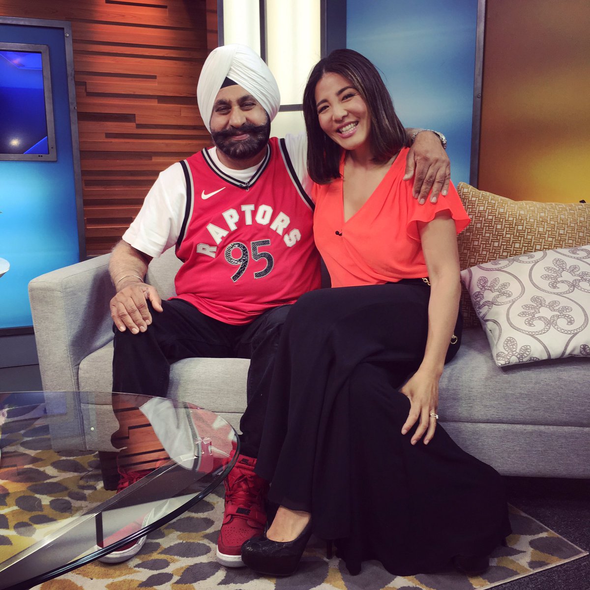 MRHEEGLOBAL's tweet photo. #Raptors #superfan  @superfan_nav has been to every single @raptors #basketballgame last 24 years!! Even postponed surgery to attend the games! #navbhatia has spent six figures on buying #raptorstickets for kids from underprivileged homes #givingback #torontoraptors https://t.co/160wnVBj6i