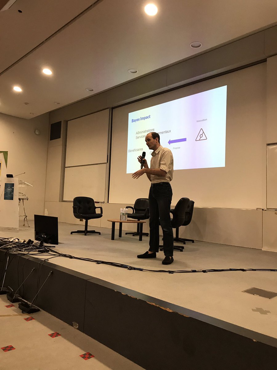 L_Ploquin's tweet photo. #capnumerique reçoit @bayesimpact aujourd’hui passionnant @dgfip_officiel @stephanetrainel le potentiel de l’IA et des algorithmes maîtrisés @CaroleMaudet @LabBercy https://t.co/qVtY2C87mS