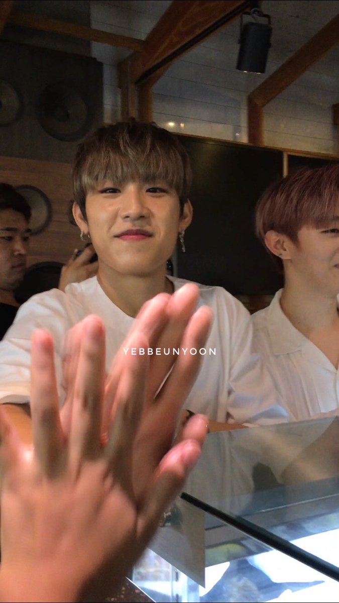 parkwooguin's tweet photo. รักเธอนะอูจินนี่ 💖🐦
#ParkWoojin #박우진 https://t.co/GLwCkyQVGk