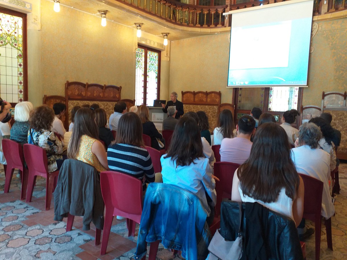 GrupPereMata's tweet photo. Xerrada magistral #benvinguda residents #MIR #PIR #IIR a l'Hospital Universitari Institut Pere Mata https://t.co/tDu9lp6hLD