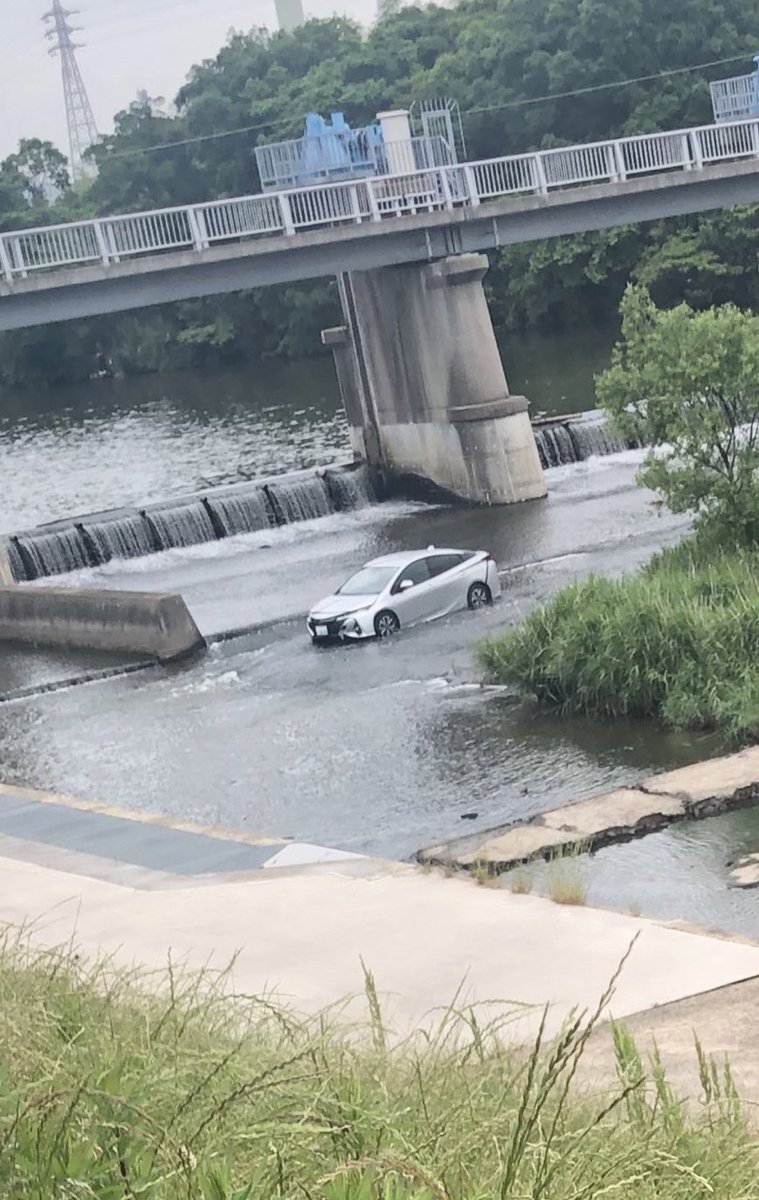 朗報 プリウスミサイルの原因 ほぼ判明する Togetter