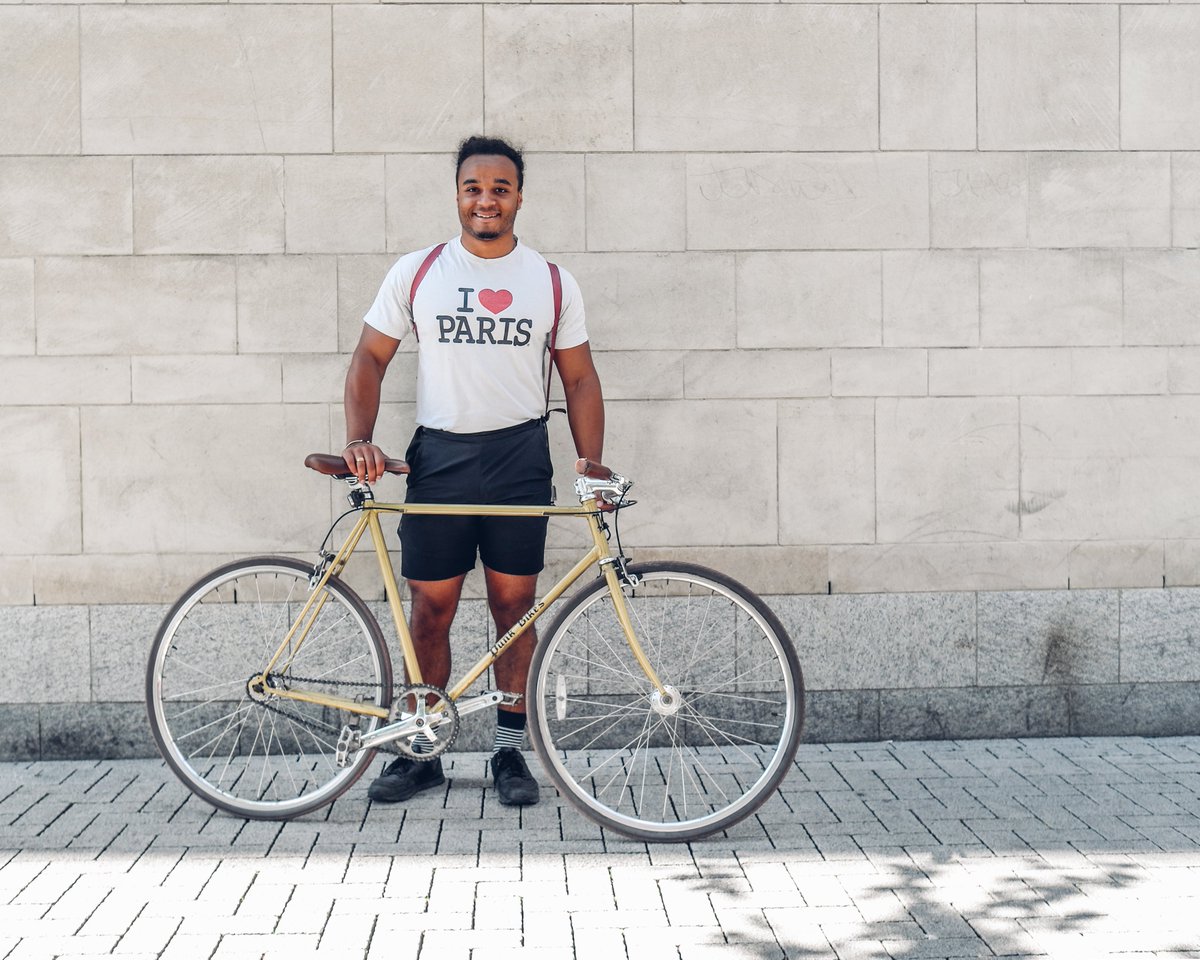 CDF_Cycle_Chic's tweet image. Josh and his unique Ducati paint job. Read his story at: cardiffcyclechic.wordpress.com/2019/05/28/jos… @punkbikecardiff @leica_camera #Bike #bikelife #cycle #Cardiff #streetphoto #streetphotographer #Parisjetaime