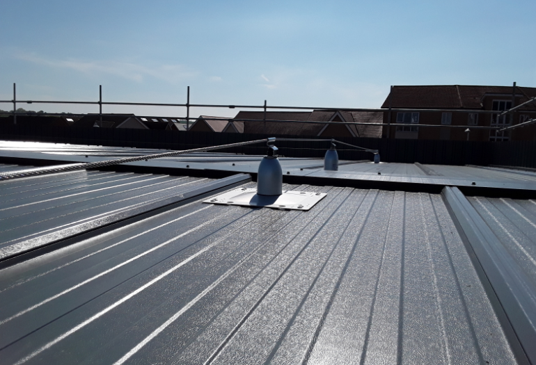 PremSafeUK's tweet photo. Another excellent job completed by our installation team last week!

#fallprotection #roofsafety #roofing #roofers #contractors #construction https://t.co/JAg0iGRBHW