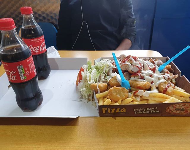 DMizztahd's tweet photo. Value chicken G(angsta) at al Karim. Best munch. Shhh dont tell anyone https://t.co/705IOZR2F5