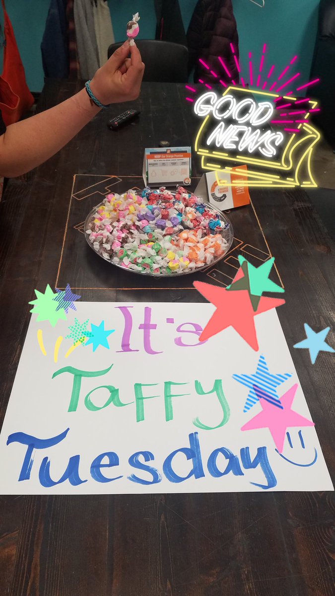 june_esera's tweet photo. Associate Appreciation continues at 1302 with Taffy Tuesday 😋😋🎊🎊 #Team1302 #saltwatertaffy #sugaroverload https://t.co/8FTnFUkXfV