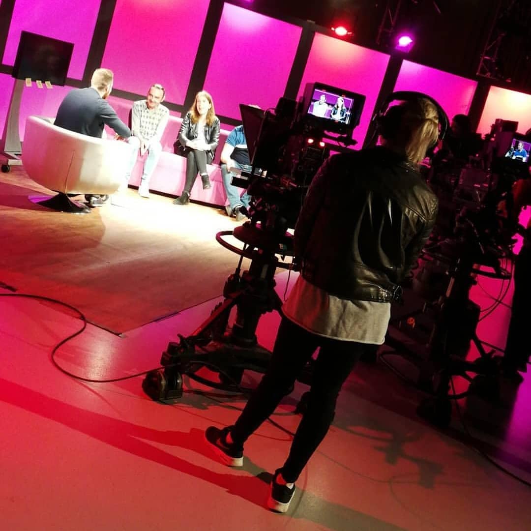 BarryJMusic's tweet image. Very enjoyable few hours spent at @myIADT this morning helping film &amp;amp; media student Anniina. Pleasure to meet and work with @aindriudepaor @EElliottActor and many more fine folk.

#BarryJayHughes #bjh #DivingIn #film #music #myiadt