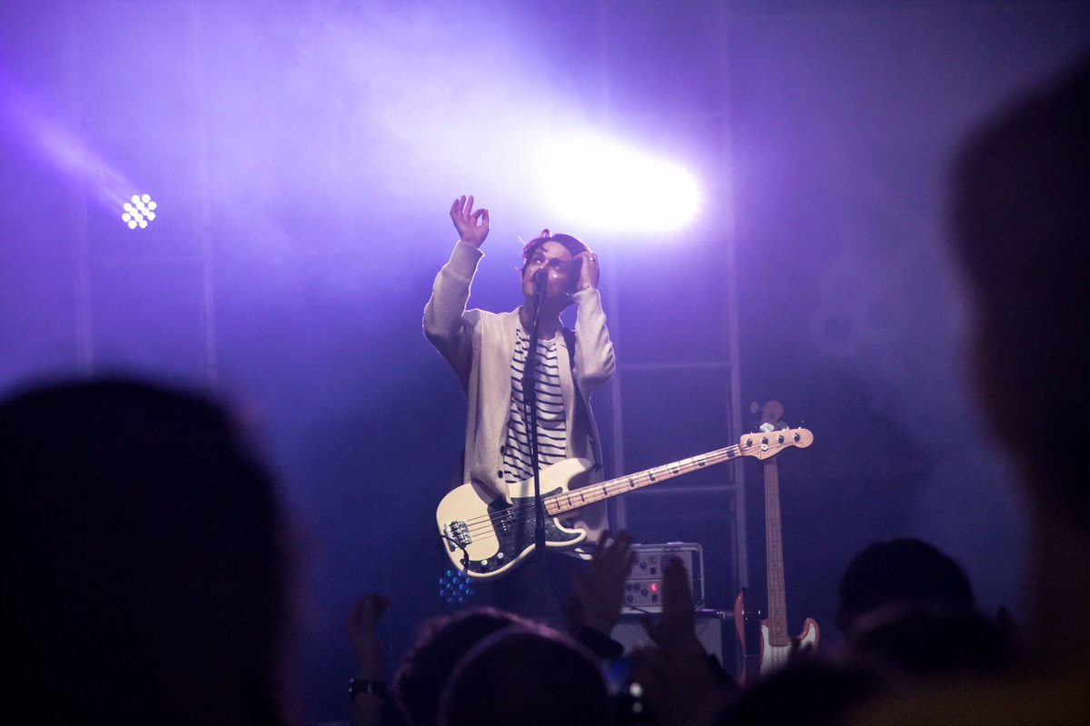 homesickpress's tweet photo. We loved @idkhow at Slam Dunk. 
Keep an eye out for our photo gallery going up online soon 👀
📸 @TatianaWPhotos https://t.co/UMROl5OZ4d