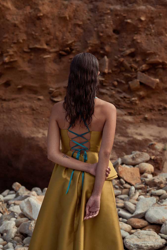 melena_leon's tweet photo. Espaldas que enamoran 🥰🥰🥰
Ya podéis ver toda la colección en nuestra web
🌱Raíz 🌱

https://t.co/xErHYWoAFQ

#melenadeleónmoda #melenadeleónmola #newcollection #nuevacoleccion #raíz #invitadaperfecta #madeinspain #hechoengalicia #modagallega #bueu https://t.co/USiPb5uKiY