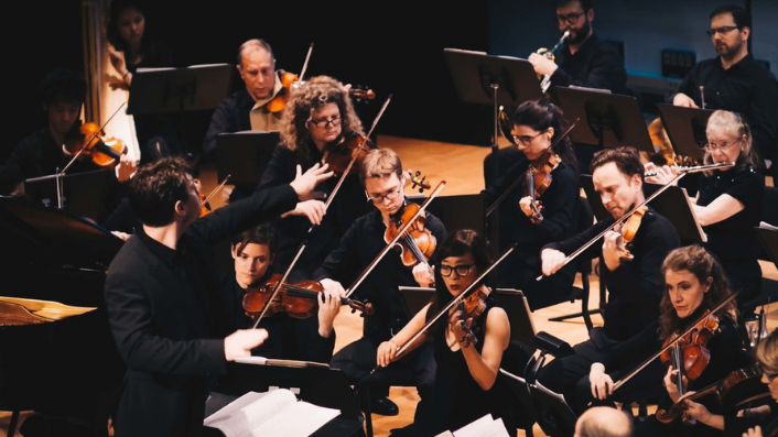 NewMusicUSA's tweet image. Happening Now In NYC 05/28/19-06/02/19 || @CollideOScopeMu
presents music by @GemSchedel, Christopher Bailey, and @olivep performed by @loubunk and Molly Hess; Laura Kaminsky’s chamber opera &quot;As One&quot; at @MerkinHall; and @LeagueISCM season finale. mailchi.mp/newmusicusa.or…