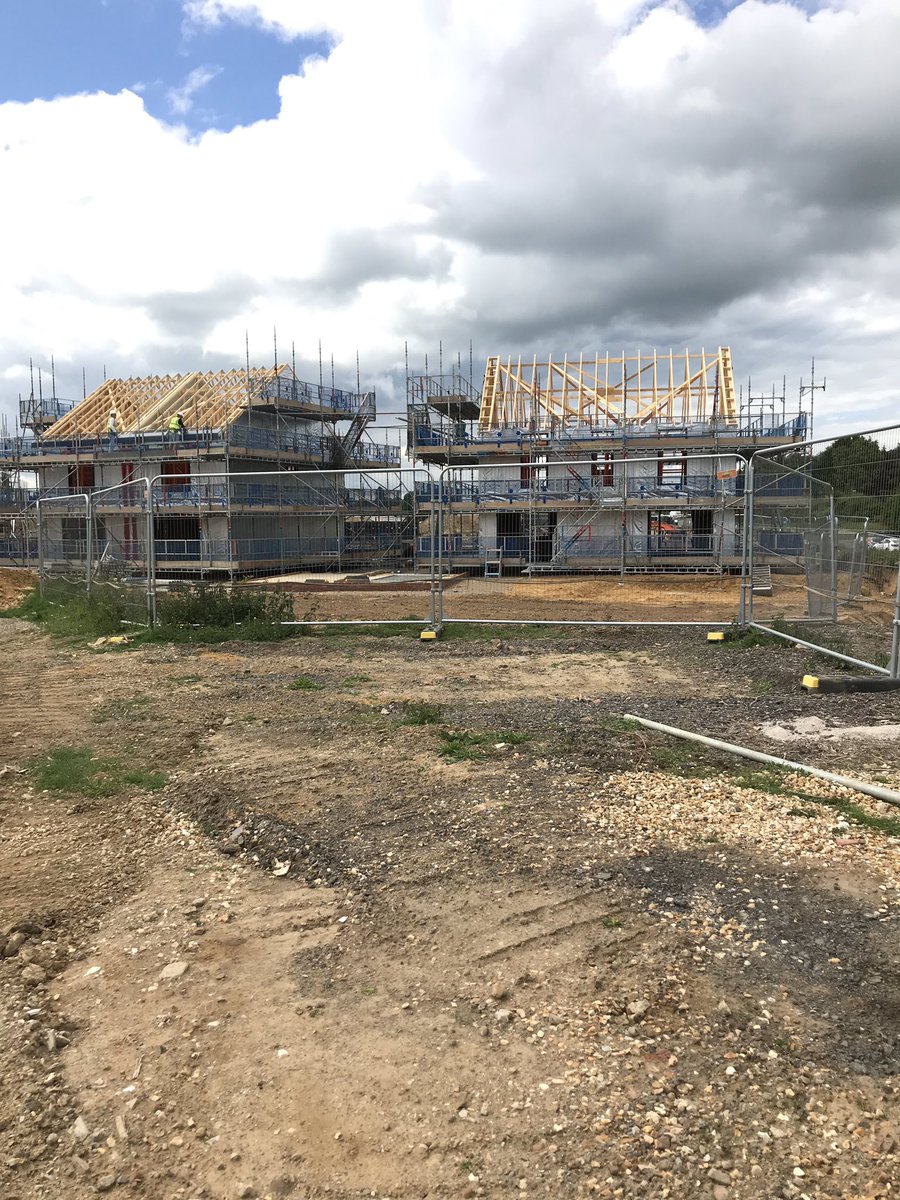 ORourke_NOR's tweet image. Great progress being made at Woodgate, Pease Pottage. Can’t wait to see these show homes in a few months... @Thakeham @radiangroup #newhomes