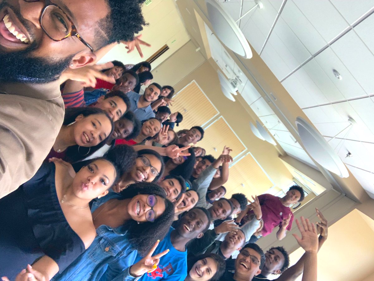bbrinkley2's tweet image. Leading the @GCSchoolsNC Superintendent’s Student Advisory Council this year has been a fun experience! So awesome to see these students learn, grow, and advocate for all GCS students! Thanks Superintendent @scontrerasGCS for trusting me to lead this group of young leaders!