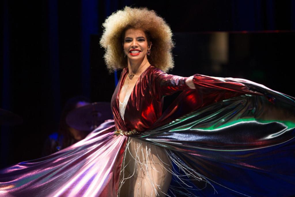 Vanessa da Mata se apresenta com a Orquestra Petrobras Sinfônica na Cidade das Artes annaramalho.com.br/vanessa-da-mat…