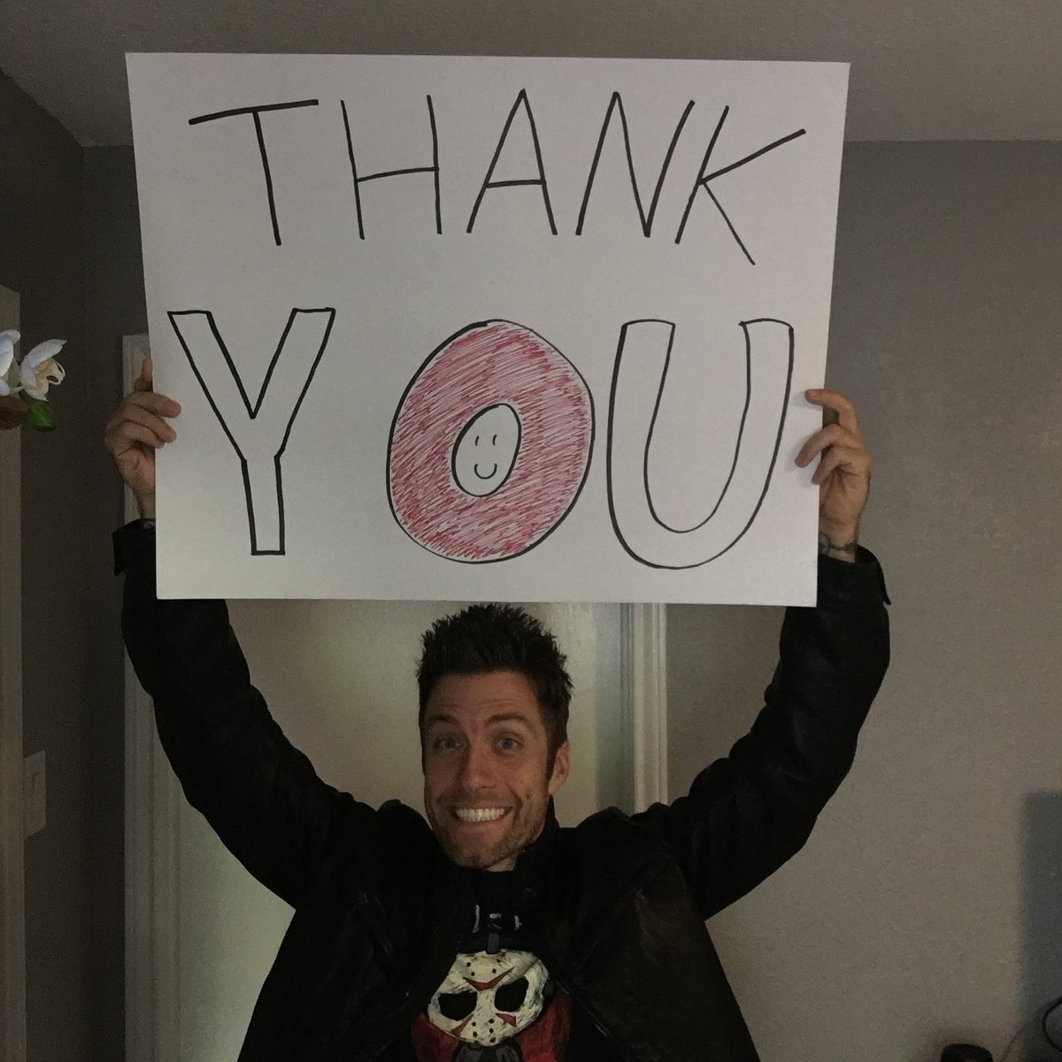 TwoHeadedMovie's tweet photo. 80% funded! @n_drake1 says "Thank you!"
#twoheadedbeast #horror #indiefilmmaking
https://t.co/YZV6lM9LDo https://t.co/k7pg1Yyskt