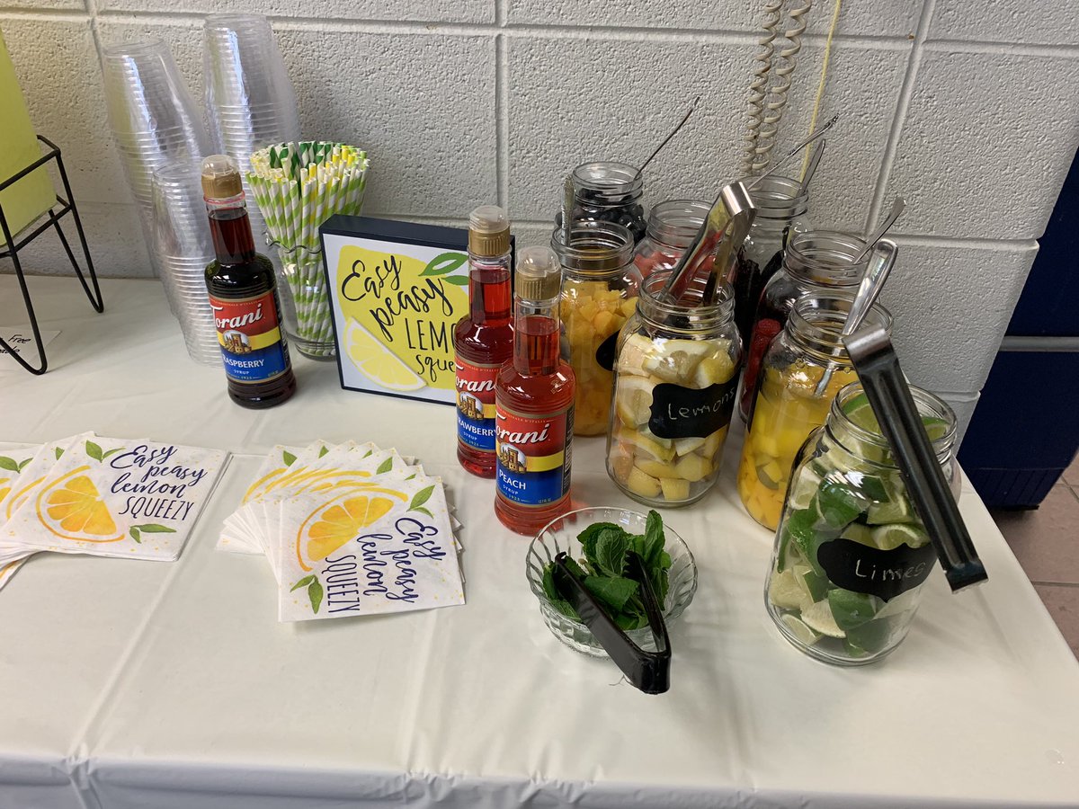 River Trail School tweet media