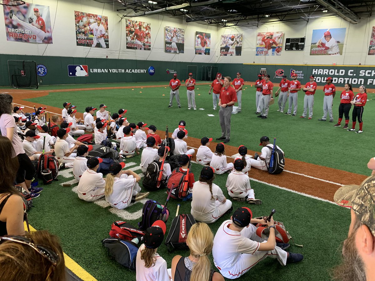 Tommy_G's tweet photo. Big league dreams this week at @Reds camp for this kid. Fortunate to have a @MLB club committed to growing the sport and creating opportunity across the city. #LowercaseG #Reds https://t.co/Z1h8s9JC7P