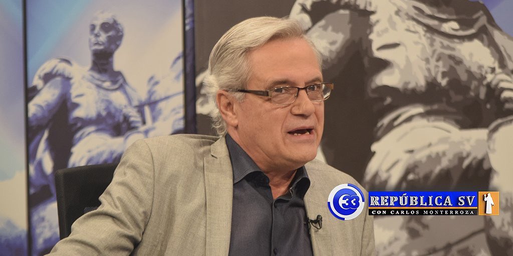 Esas 25 cajas eran las que estaban en el acto simbólico de la entrega, existen muchas más, no es que sea solo esa cantidad. Te puedo asegurar que son miles de documentos que se entregaron a <a href="/CortedeCuentas/">Corte de Cuentas de la República</a> en todas las instituciones ayer: <a href="/MERodriguez53/">Marcos Rodriguez</a> en @RepublicaSV33