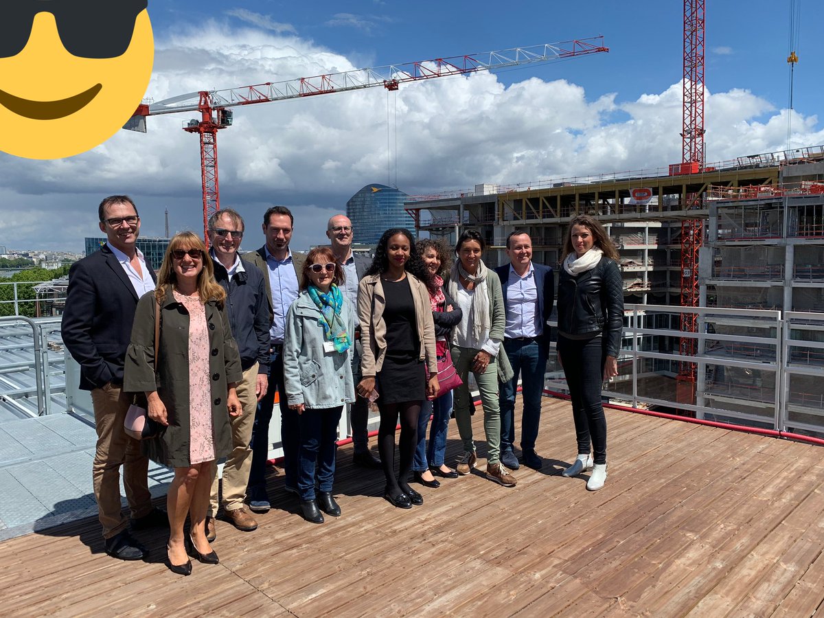 FROMET_Estelle's tweet photo. ✏️ le CODIR de la DIT IDF sur le futur siège @orange à Issy les Moulineaux 
#Bridge #immobilier @altareacogedim @Issylesmoul #DIG #RealEstate 
Merci pour l'invitation! https://t.co/ILr0v07Ftf